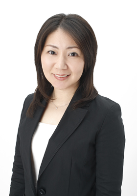 【所長】　特定社会保険労務士　　田邉里美
